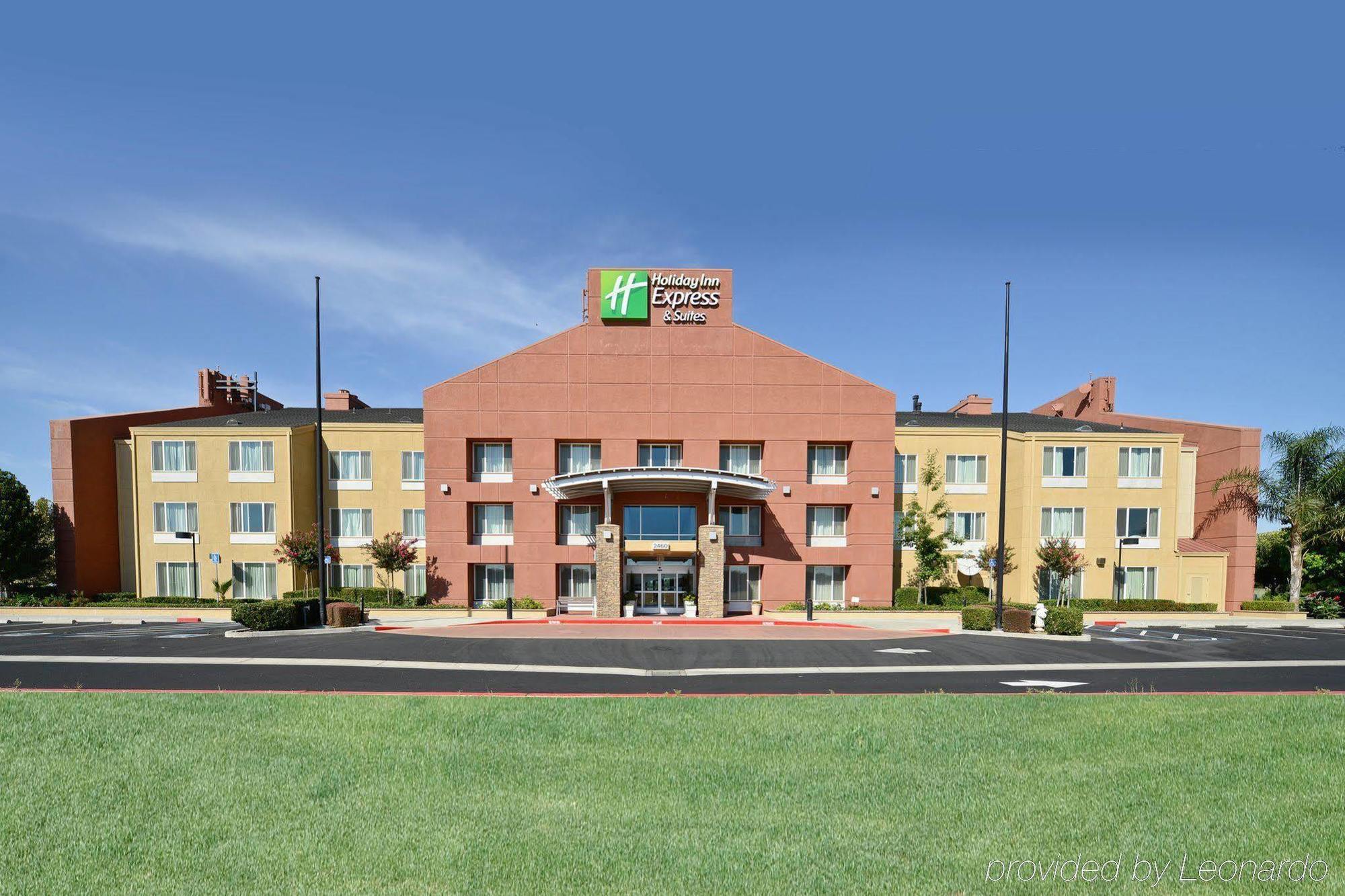 Holiday Inn Express Elk Grove West I-5 By Ihg Exteriör bild